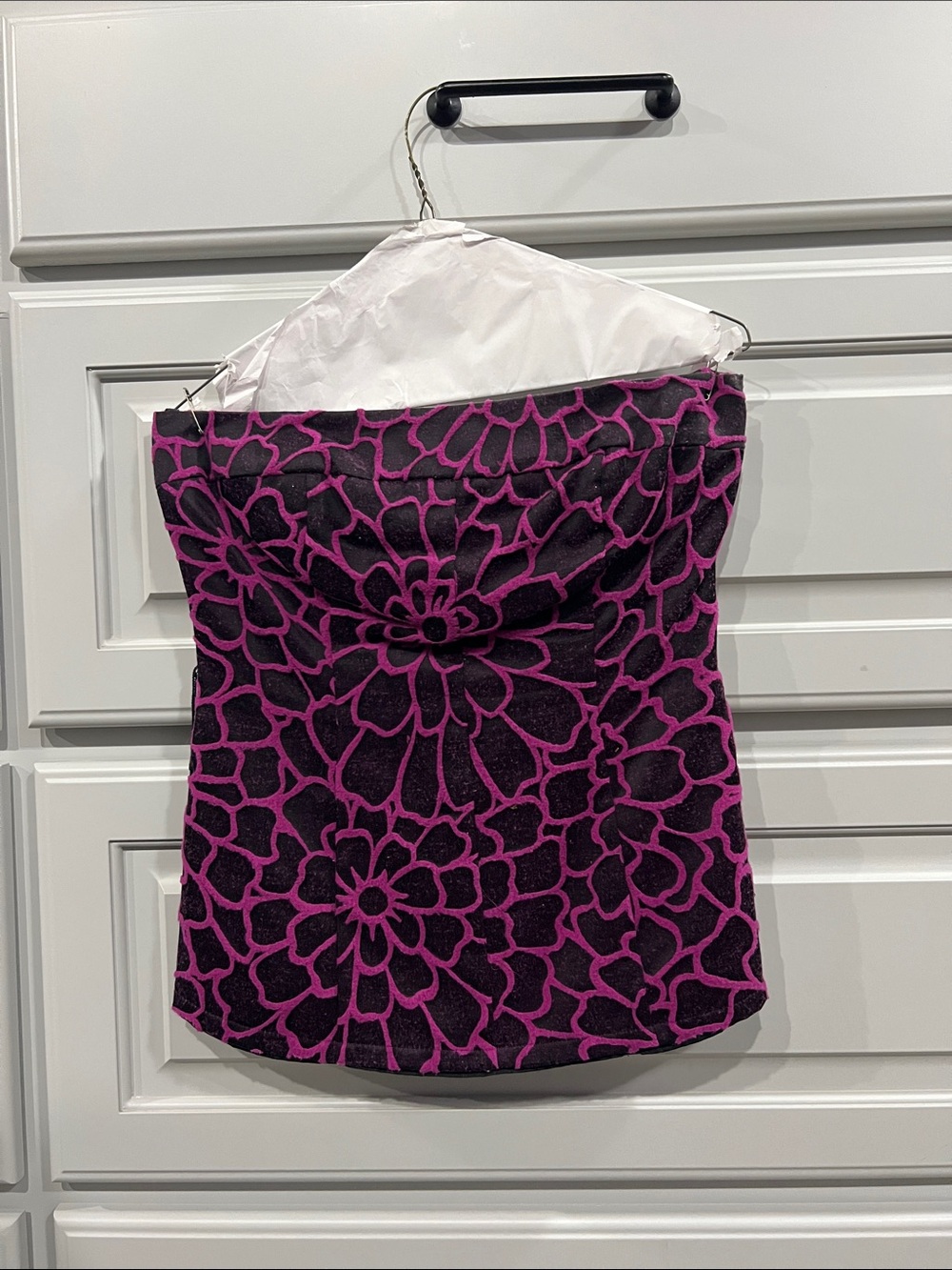 Strapless Floral-Pattern Tube Top — Magenta and Black